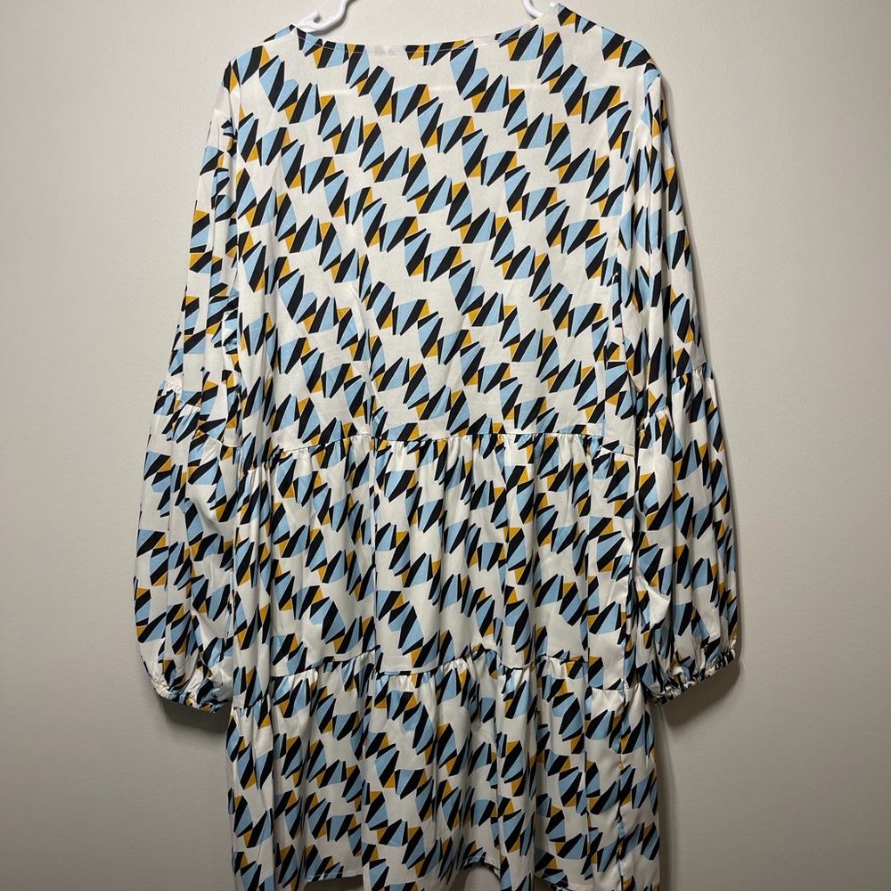 Abstract Patterned Dress XL - Picture 3 of 4